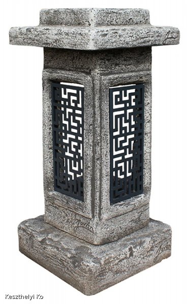 kerti lámpa,beton lámpa,kőlámpa,díszlámpa,japán kerti kő lámpa,japán lámpa